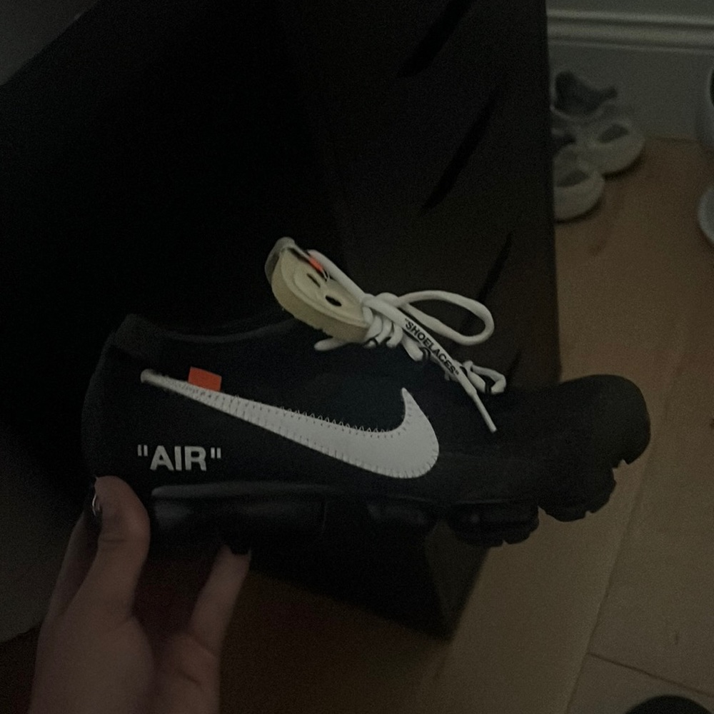 Off white Nike vapormax black size 11